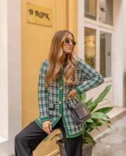 Stijlvolle gebreide cardigan in groen en zwart ruitpatroon