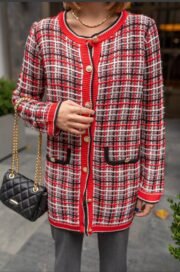 Chique lange cardigan in rood ruitpatroon - Afbeelding 2