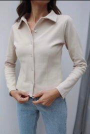 Beige blouse met knopen – Elegante basic damesblouse met lange mouwen - Afbeelding 2