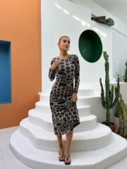 Grijs-zwarte jurk met patroon