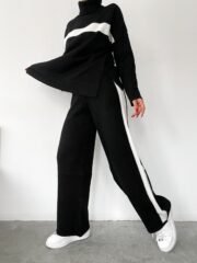 Zwarte gebreide set met coltrui en witte strepen – Comfortabele elegante look