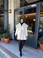 Winterjas met Witte Bontkraag - Afbeelding 3