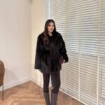 Luxe Donkerbruine Nepbontjas met Riem