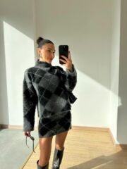 Geruite Gebreide Set Grijs – Warme Trui & Minirok